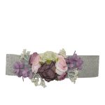 Cinturón elástico color plata de brillo con flores artesanales en tonos lila y rosa
