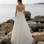 Vestido de novia Oreasposa, de Demetrios L1068